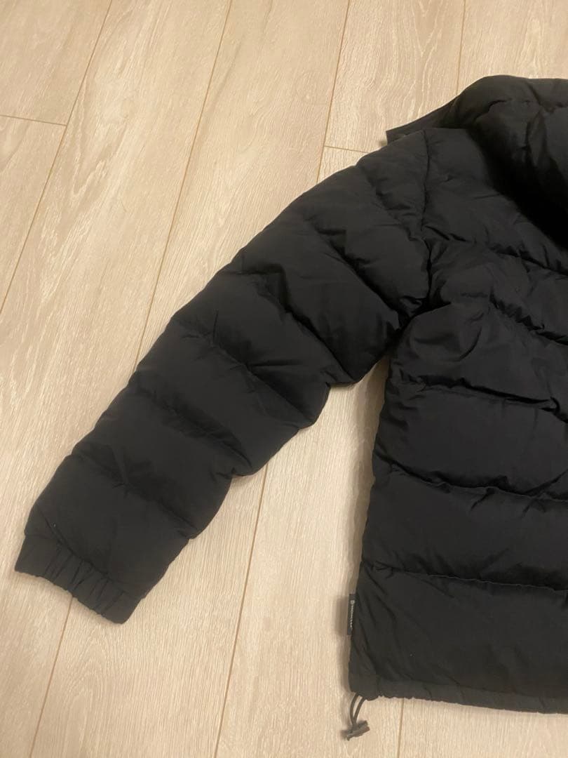 モンクレール　ダウン　美品　最終値下げ　3時間限定です。