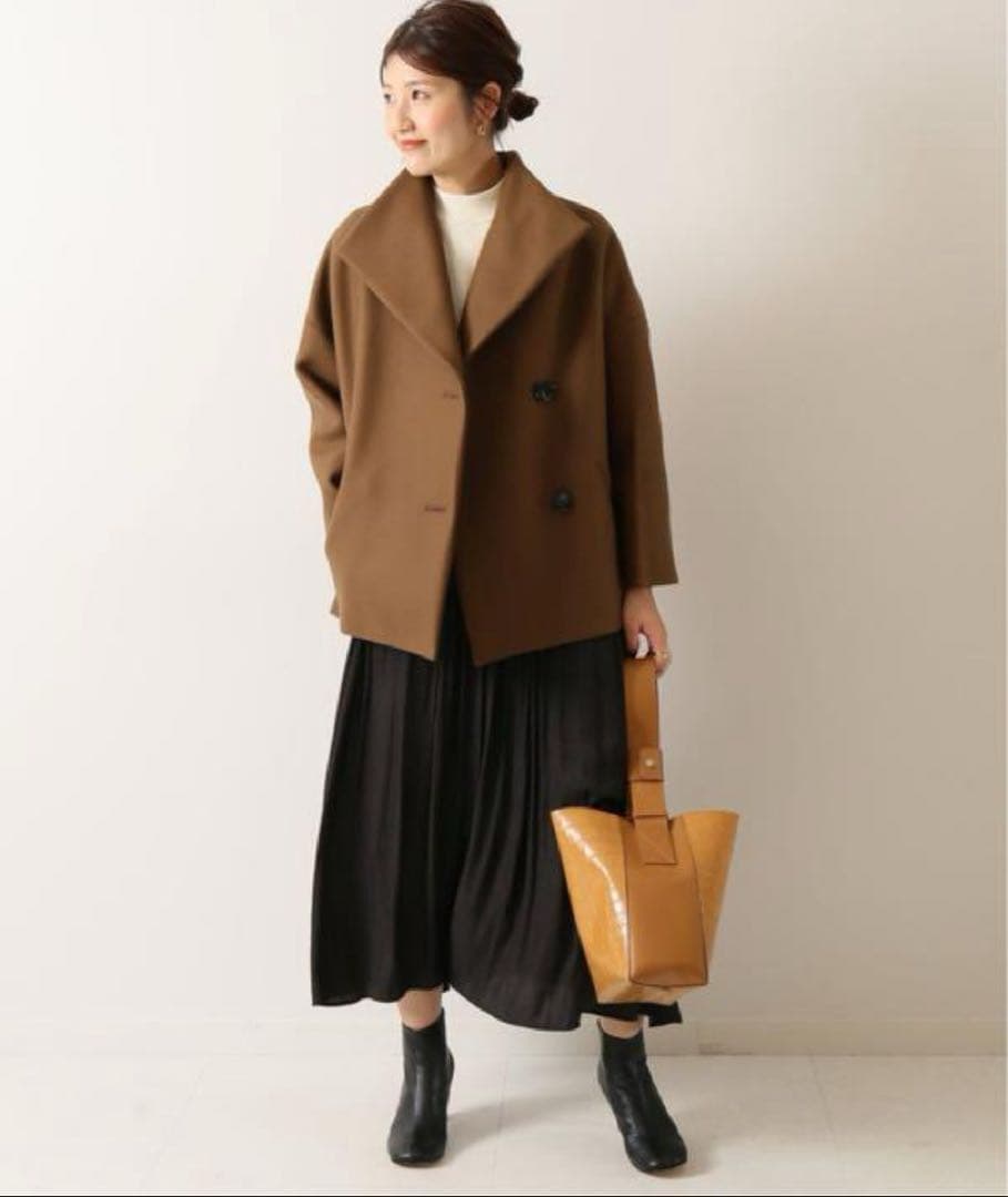 NOBLE MANTECOオーバーショートコート