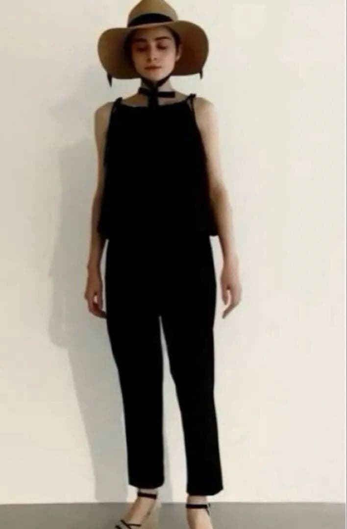 極美品　yori gypsohila ドライサロペット 黒　36