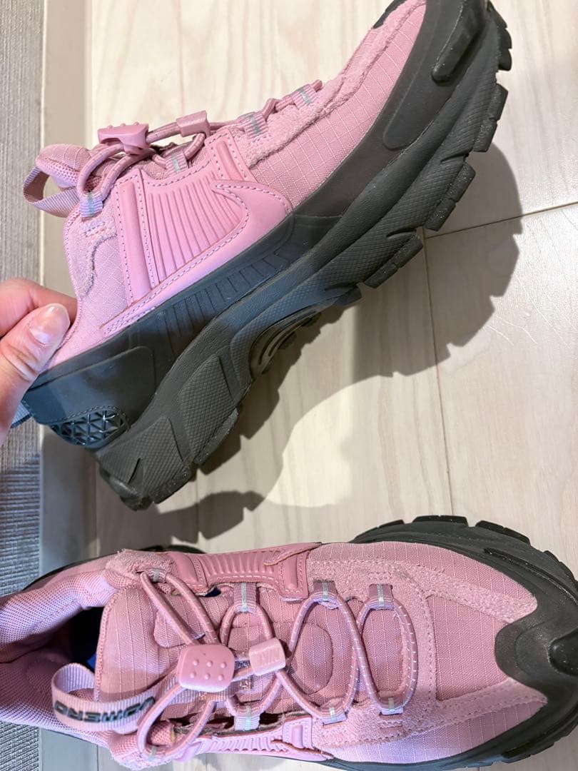 ナイキ　ウィメンズ　ズーム　ボメロ　ローム　24.5