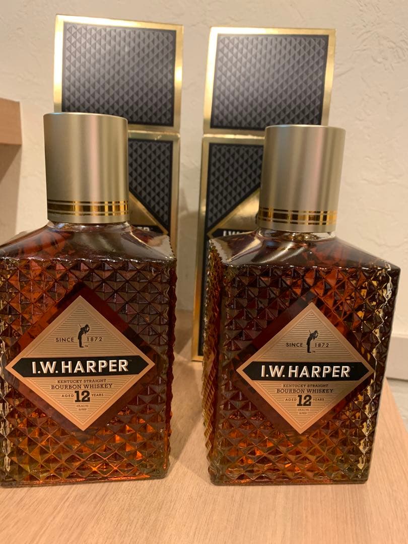 I.W. HARPER 12年 2本セットクリスマスに向けて‼︎