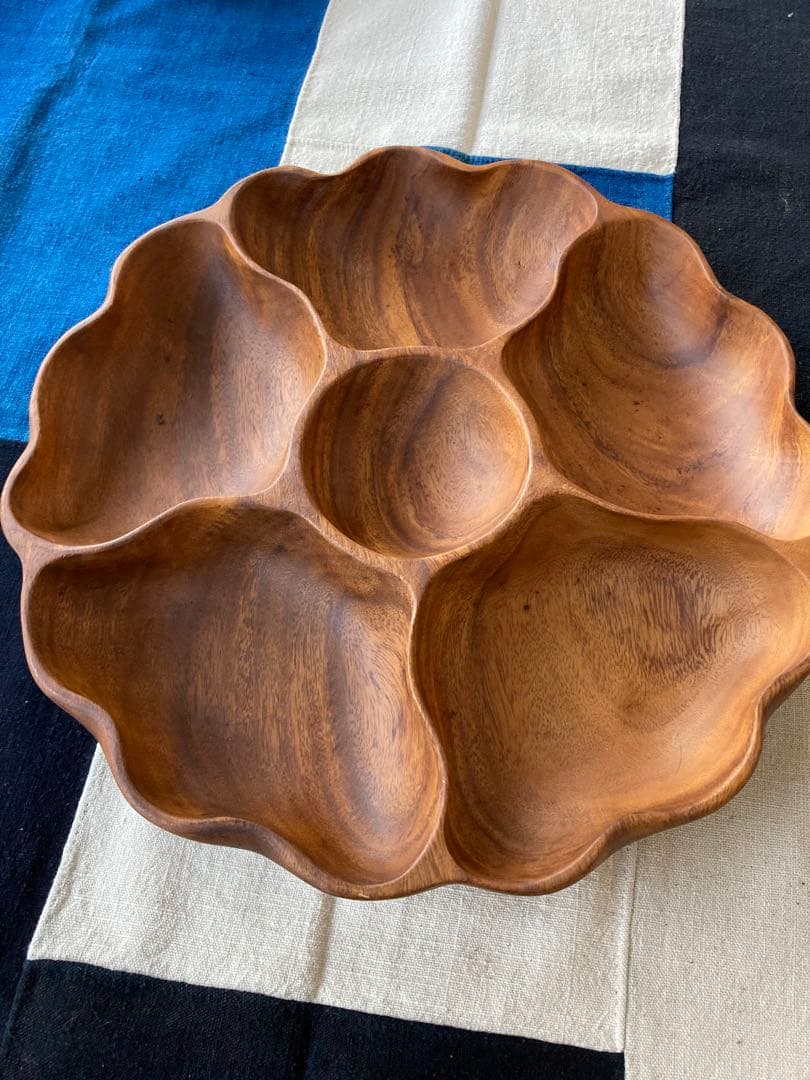 一刀掘り　手彫り　木彫　ハイビスカス　直径35cm　伝統工芸　手仕事　民藝