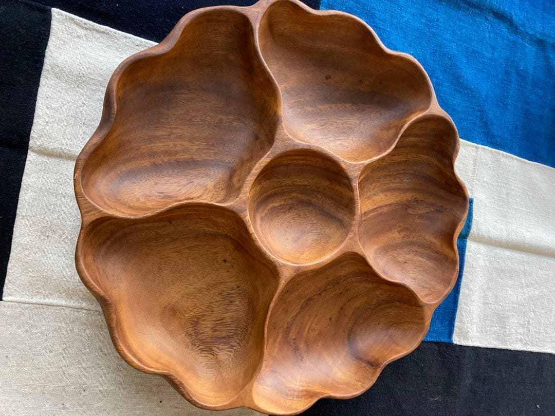 一刀掘り　手彫り　木彫　ハイビスカス　直径35cm　伝統工芸　手仕事　民藝