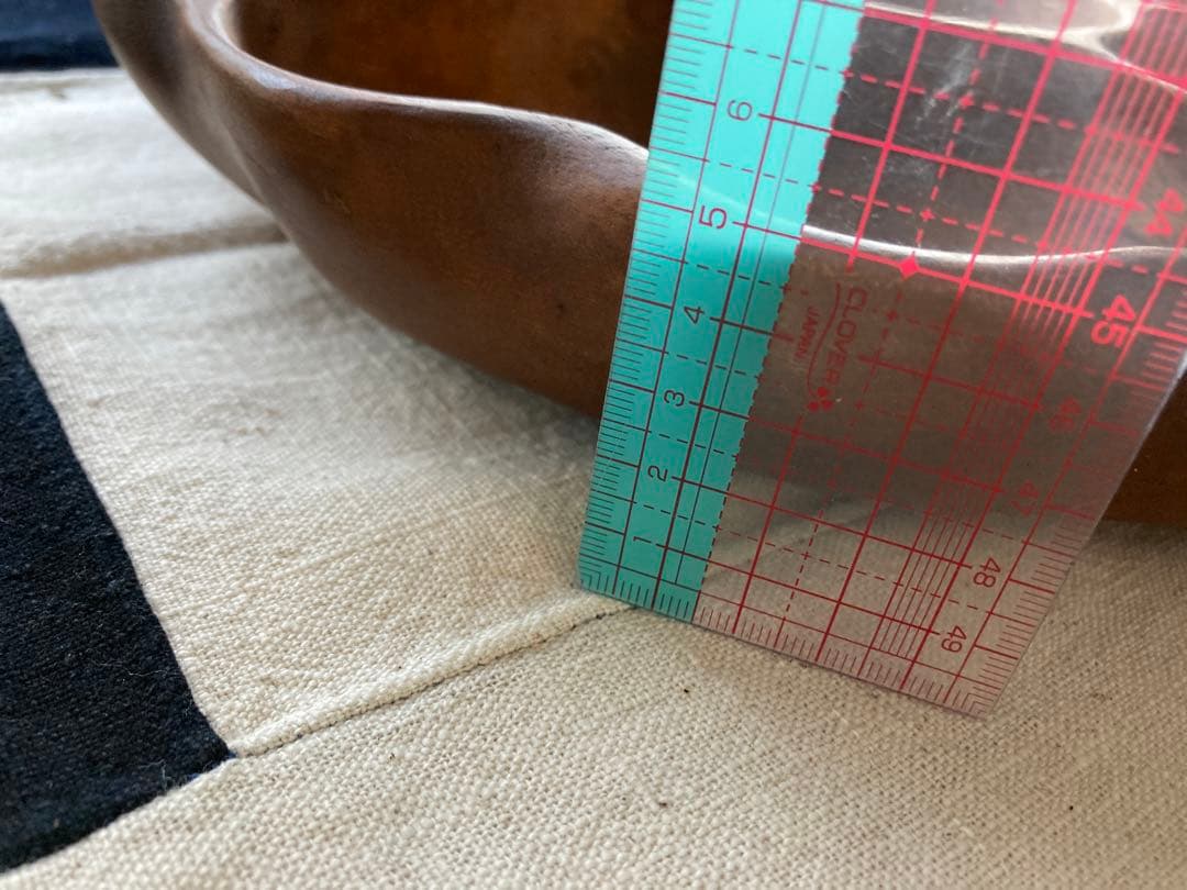 一刀掘り　手彫り　木彫　ハイビスカス　直径35cm　伝統工芸　手仕事　民藝