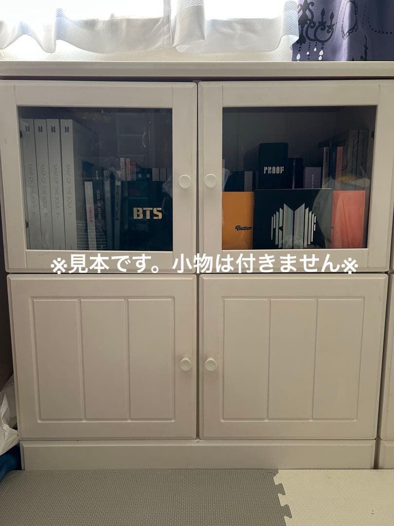 ホワイトキャビネット リビングボード サイドボード ガラス扉付き②