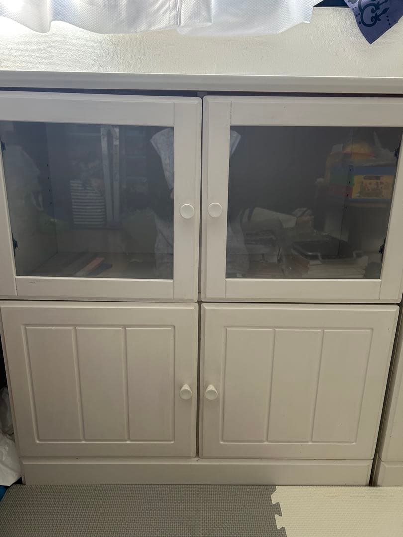 ホワイトキャビネット リビングボード サイドボード ガラス扉付き②
