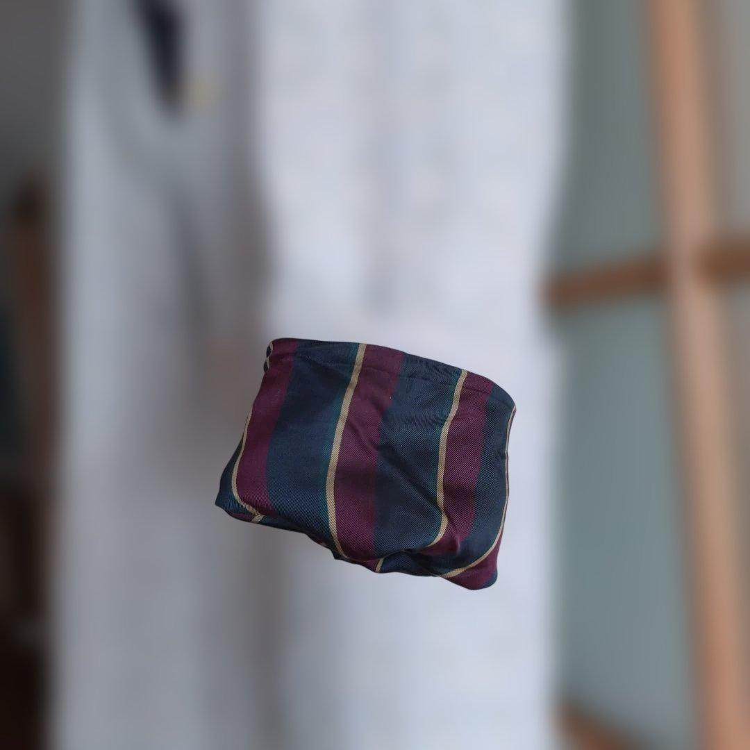 nooyボタン付きライトグレーコート