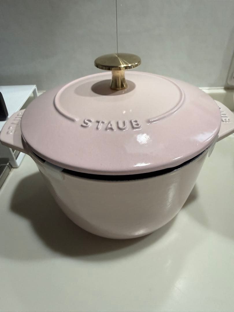 ストウブ　ソルベローズ　ココットゴハンM ２回使用