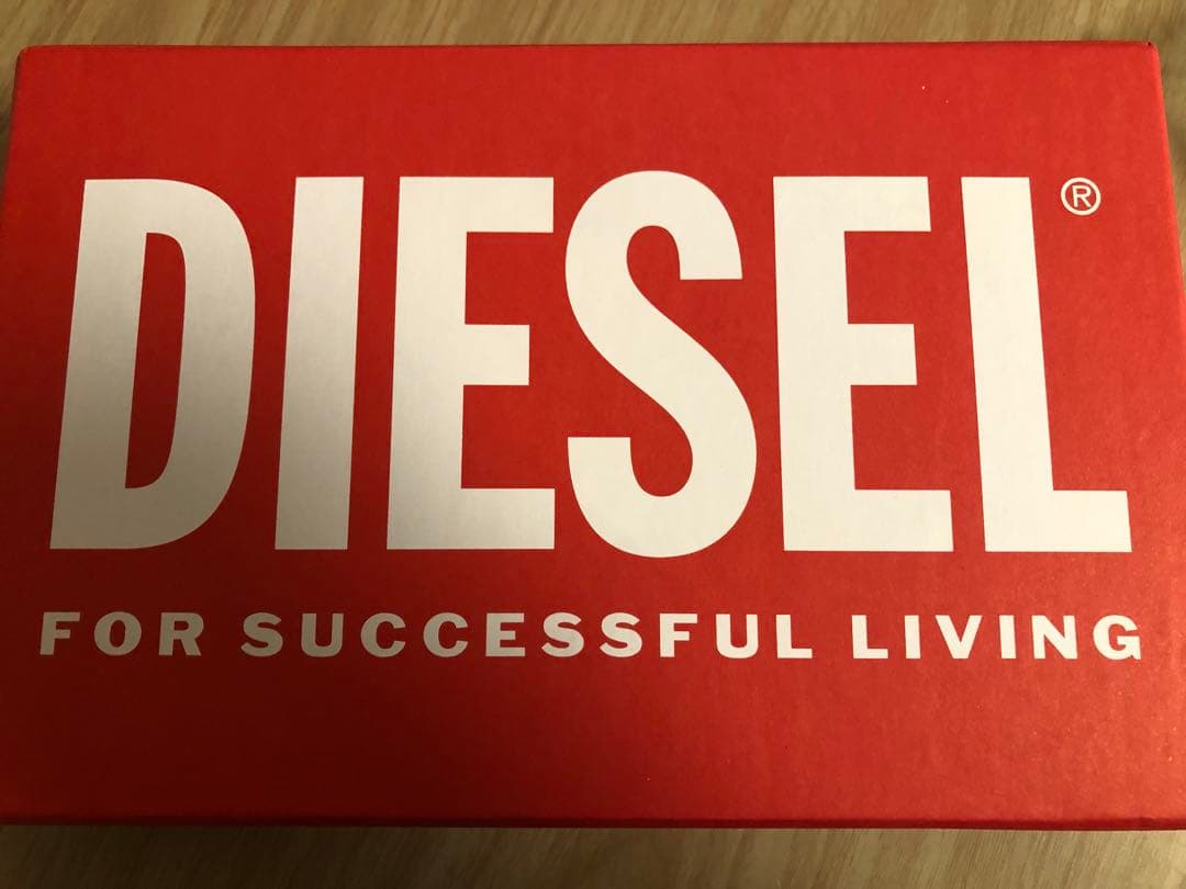 ディーゼル　diesel 財布　x09009 pr227 garnet uni