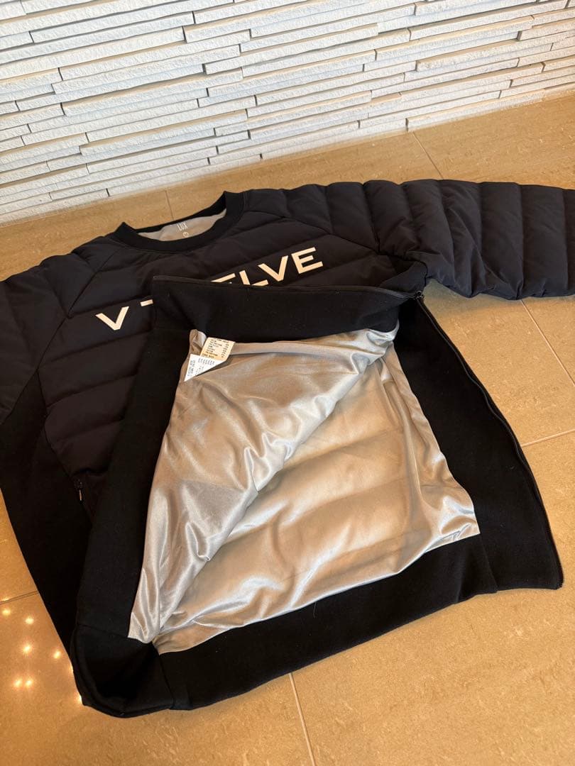 V TWELVE ブラック ダウンジャケット