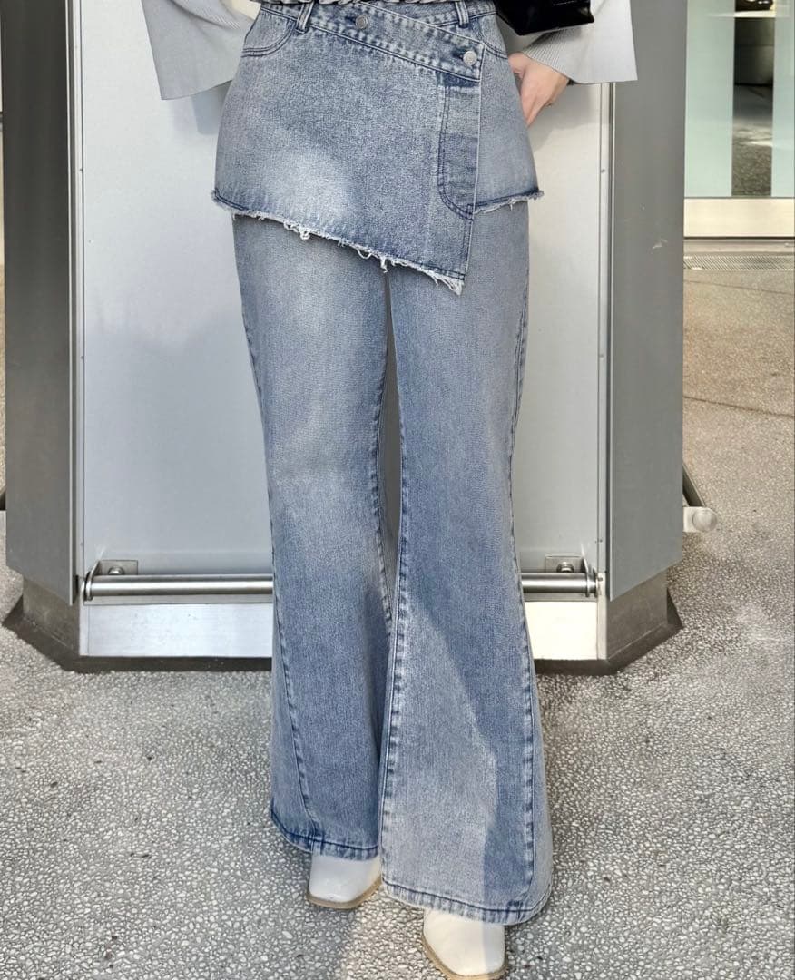 【新品タグ付】mystic mline ストレートフレアデニム　サイズ2