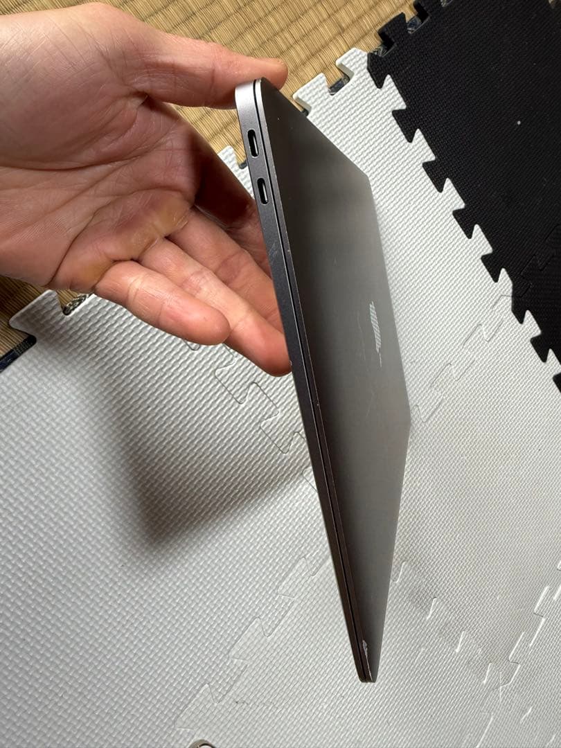 MacBook本体 MacBook Air 2018 i5 8GB/128GB