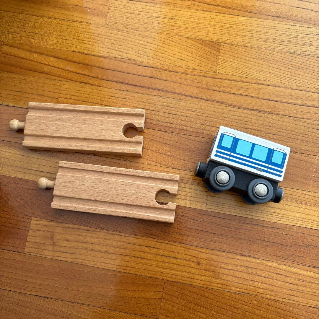 MICKI社　木製トレインセット 基本セット　遮断機　トンネル