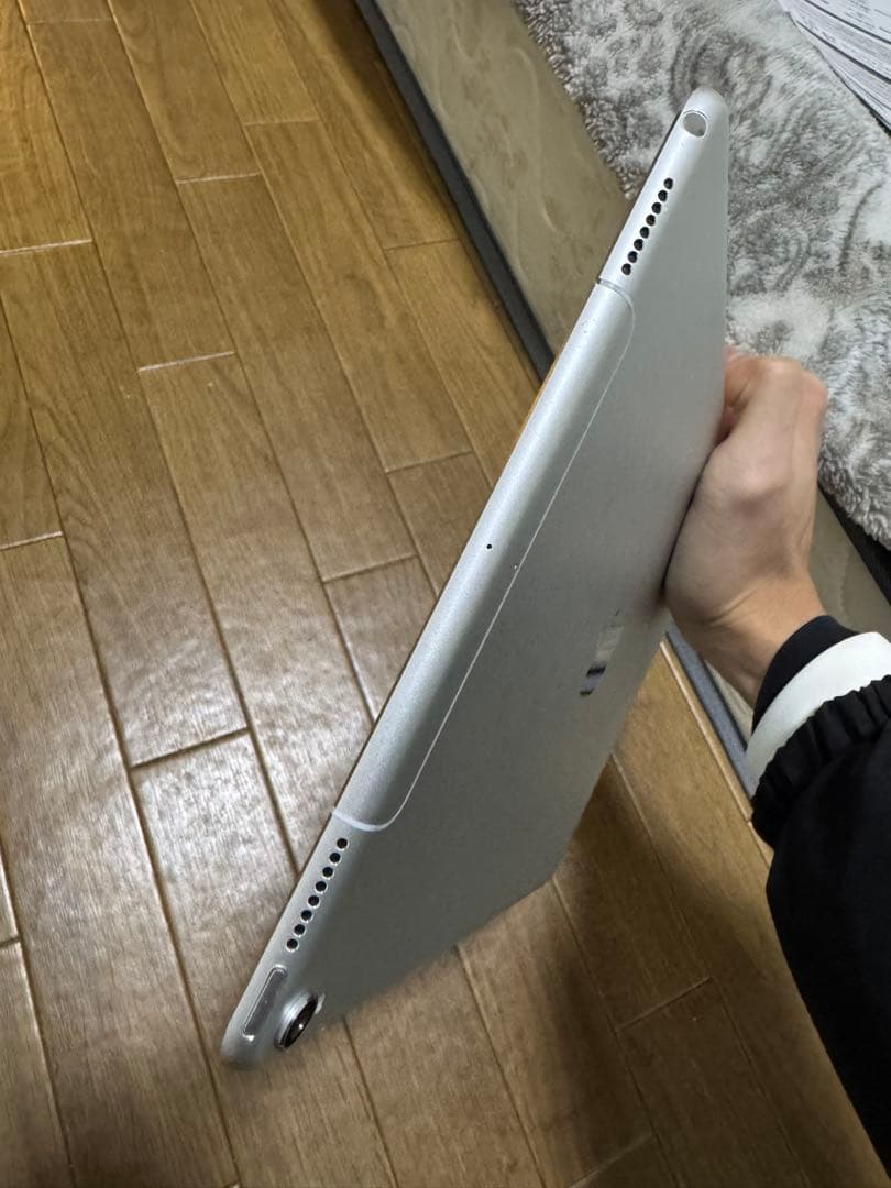 iPad Pro 10.5インチ 64GB 中古 バッテリー消耗あり