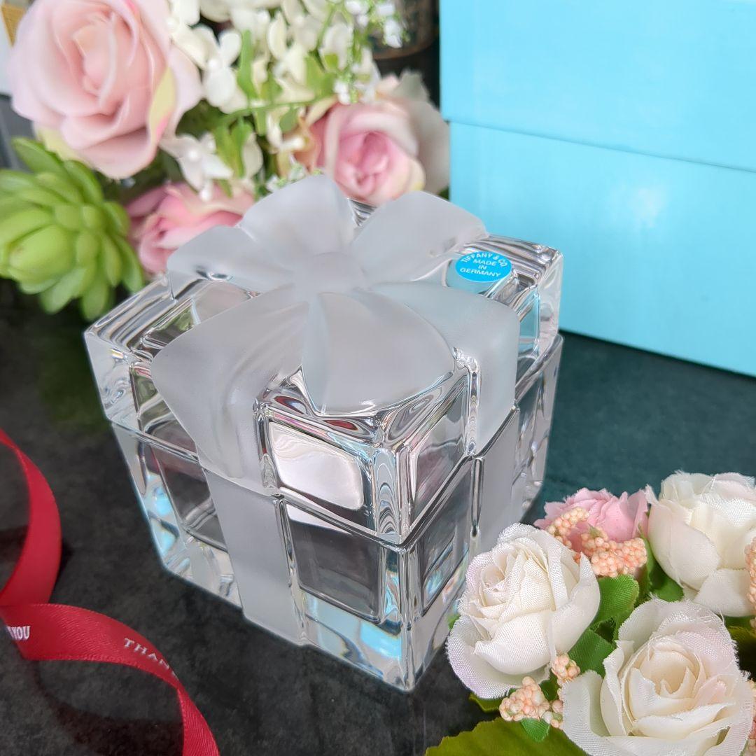 ティファニークリスタルボックス　ティファニーリボンボックス　小物入れ