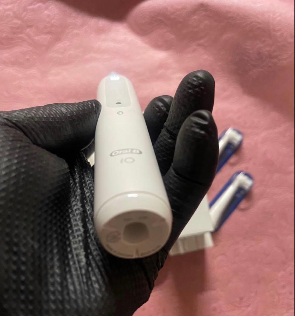 BRAUN Oral-B iO4 新品未使用品 クワイトホワイトorラベンダー