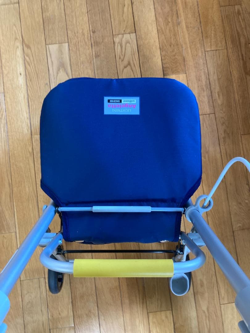 【美品】ウィズワン ライトミニ アンジェレッタ　シルバーカー