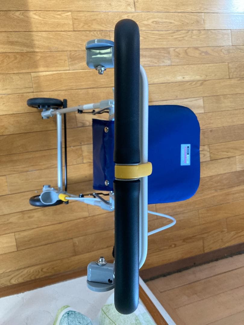 【美品】ウィズワン ライトミニ アンジェレッタ　シルバーカー