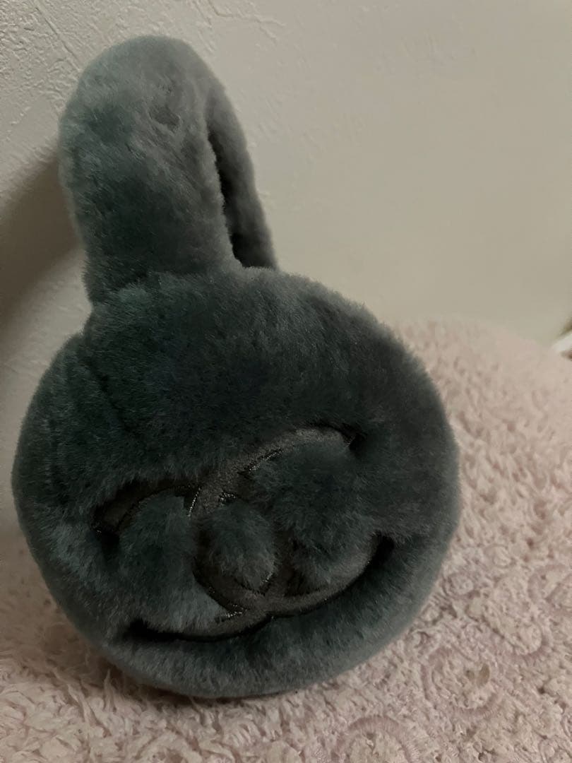 シャネルロゴ刺繍入りイヤーマフ♡