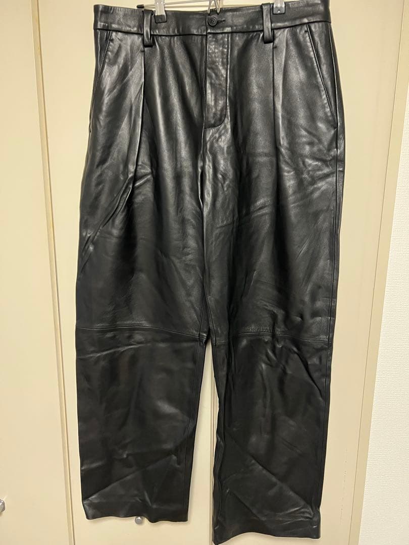 ZARA リアルレザー　タックワイドレザーパンツ　サイズ42