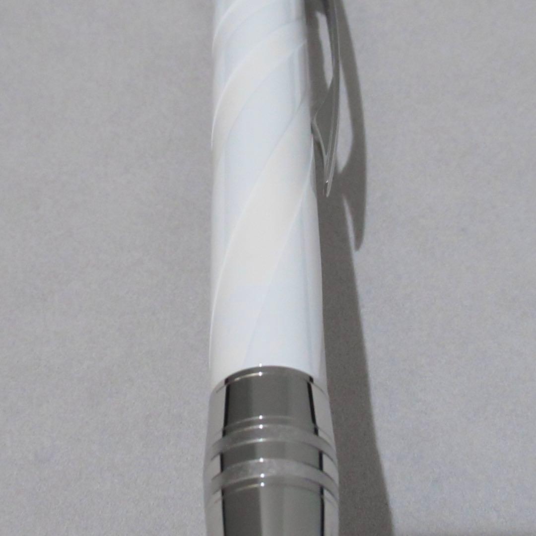 モンブラン ボールペン スターウォーカー エクストリーム セラミック ホワイト