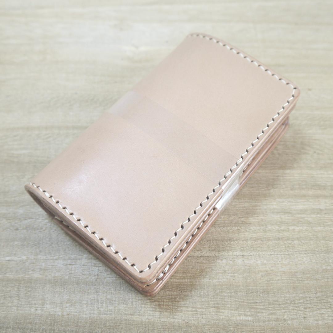 ヌメ革　栃木レザー　サドルレザー　赤タグ付き　ミドルウォレット　二つ折り　生成り