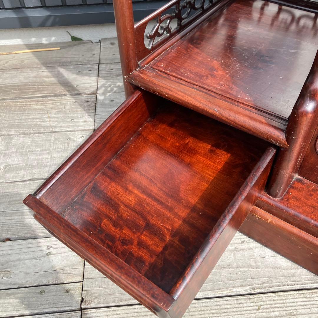 唐木家具 茶箪笥 飾り棚 中国骨董 唐草透彫り サイドボード ビンテージ時代家具