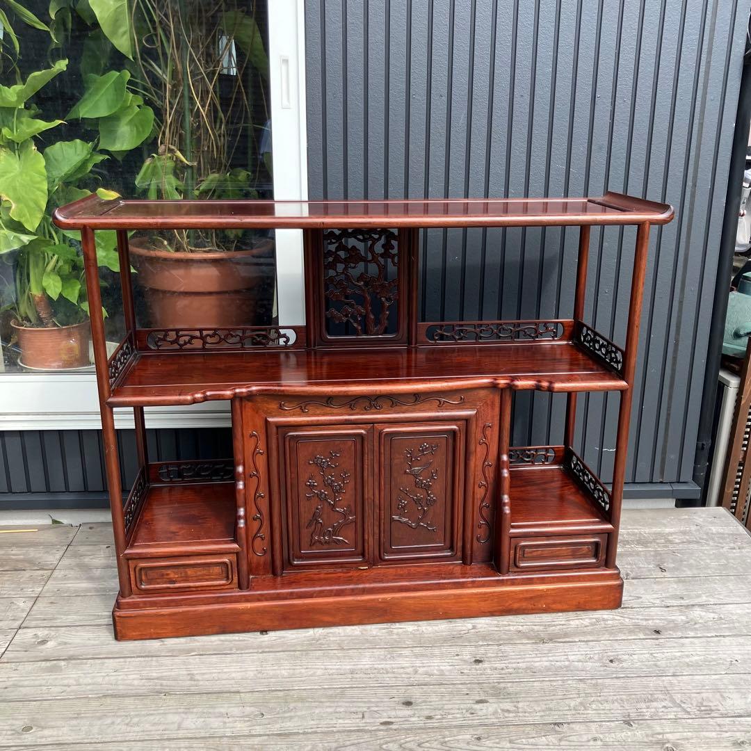唐木家具 茶箪笥 飾り棚 中国骨董 唐草透彫り サイドボード ビンテージ時代家具