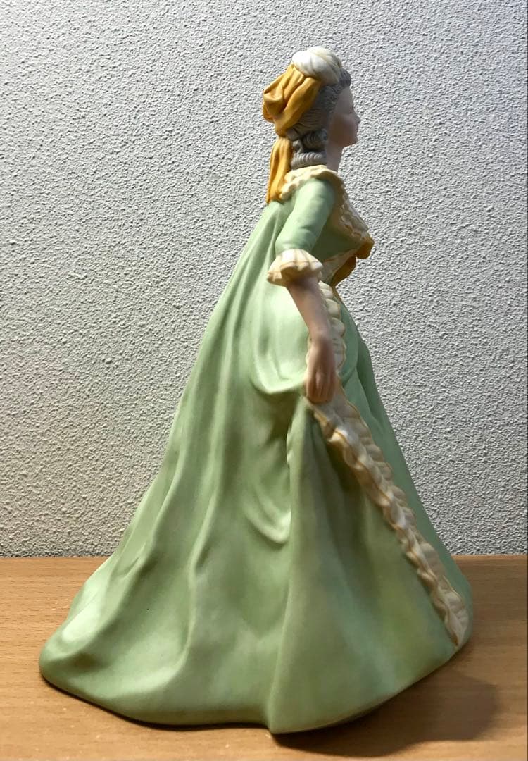 フランクリンポーセレン 陶器人形 王妃マリーアントワネット