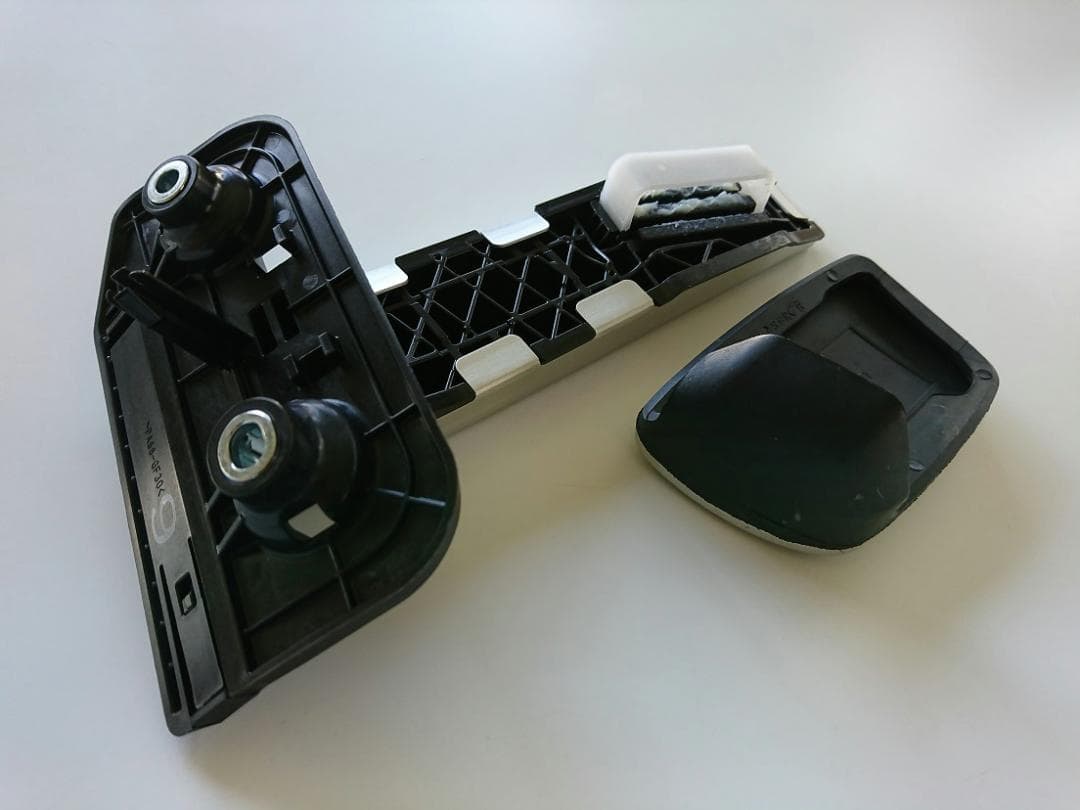 220系クラウン前期に☆ レクサスLS＆LC Fスポーツ 純正アルミペダル 2点