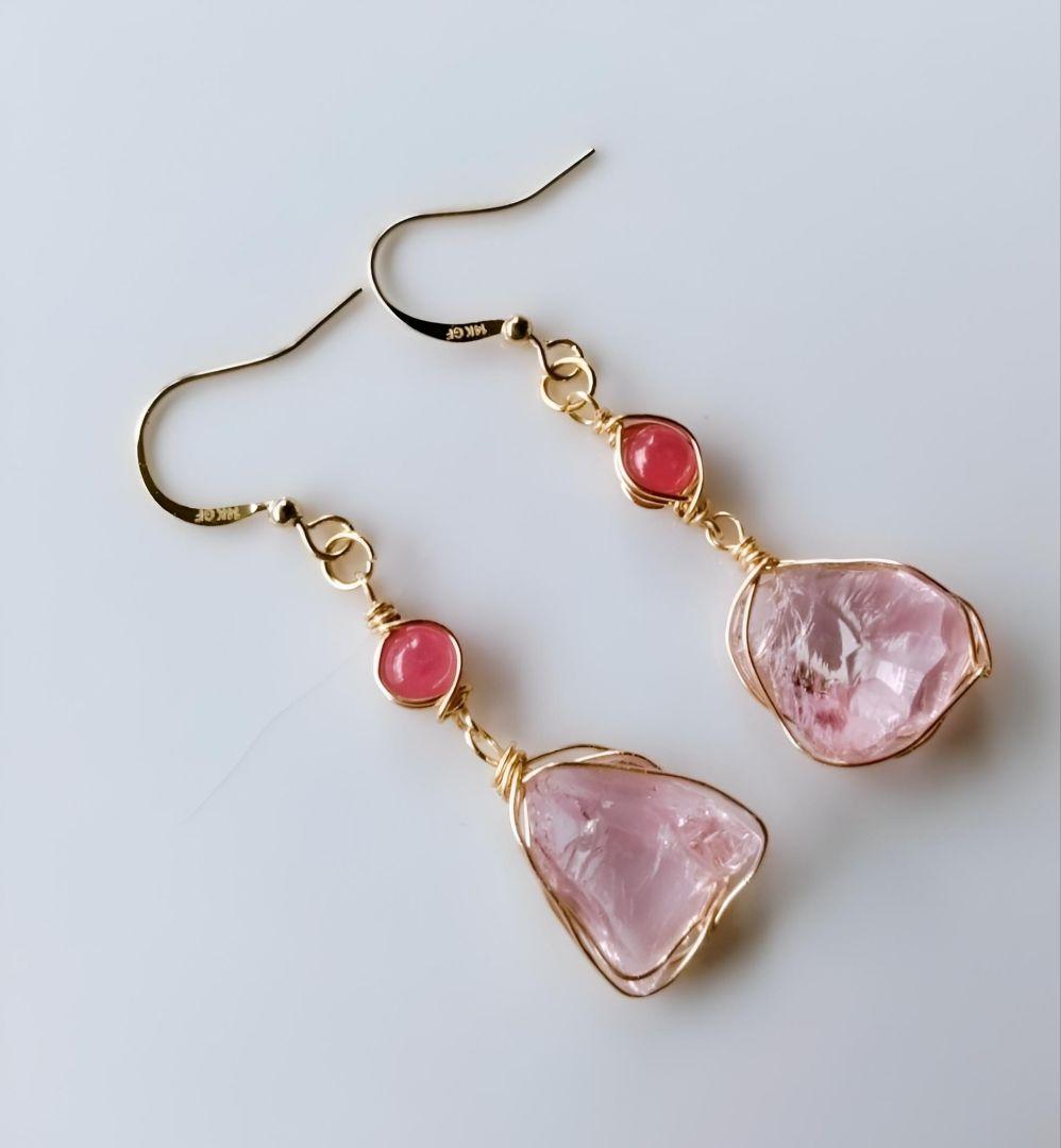 Kgf14 希少 アンダラ ルミネッセントピンク 原石 スタールビー ピアス