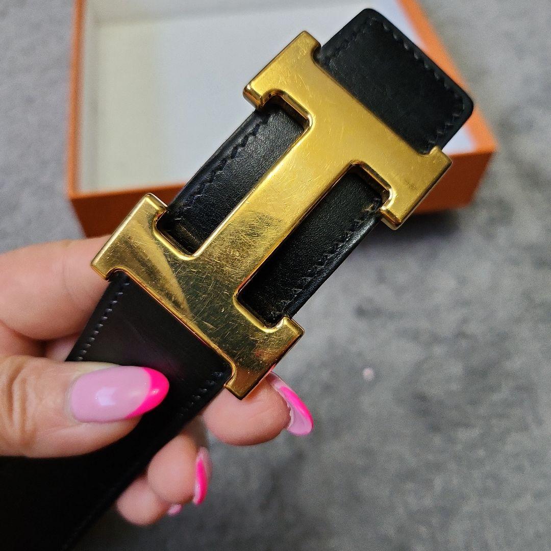 美品　エルメスHERMES レザーベルトリバーシブル ブラック　ゴールドH 90