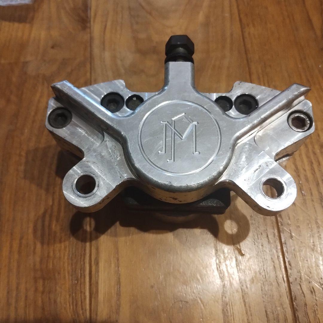 パフォーマンスマシン　ブレーキキャリパー　2ポット