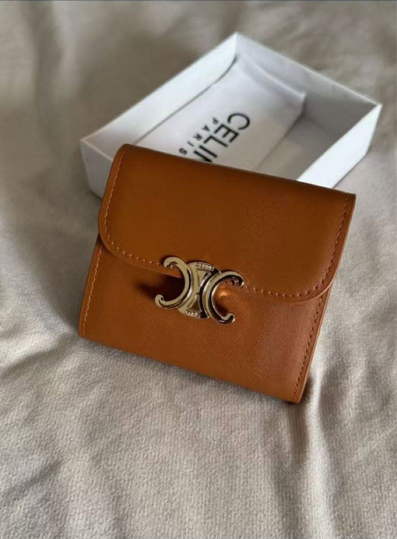 CELINE セリーヌ トリオンフ レザー 三つ折り 財布 ブラウン