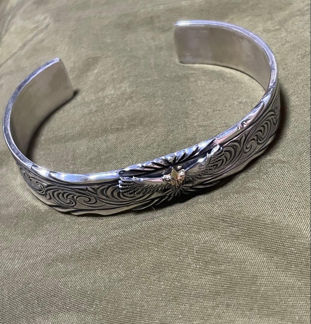 Horizon Blueホリゾンブルー頭金K18イーグバングル新品、未使用