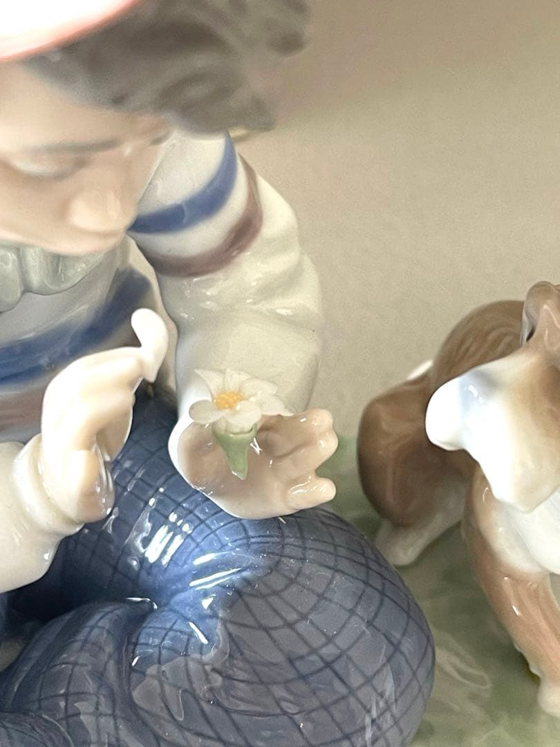 美品⭐︎LLADRO フィギュリン 5450 / マーガレットの花占い