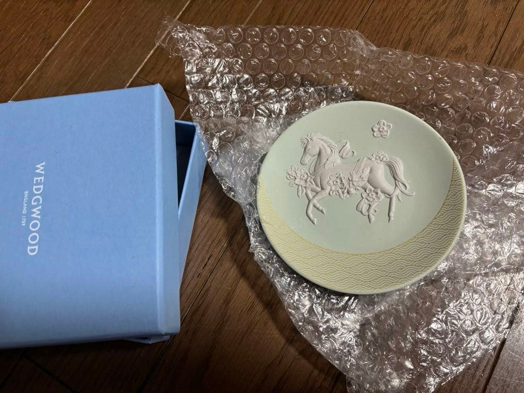 新品未使用ウェッジウッドジャスパー　馬年プレート 2026年 陶器