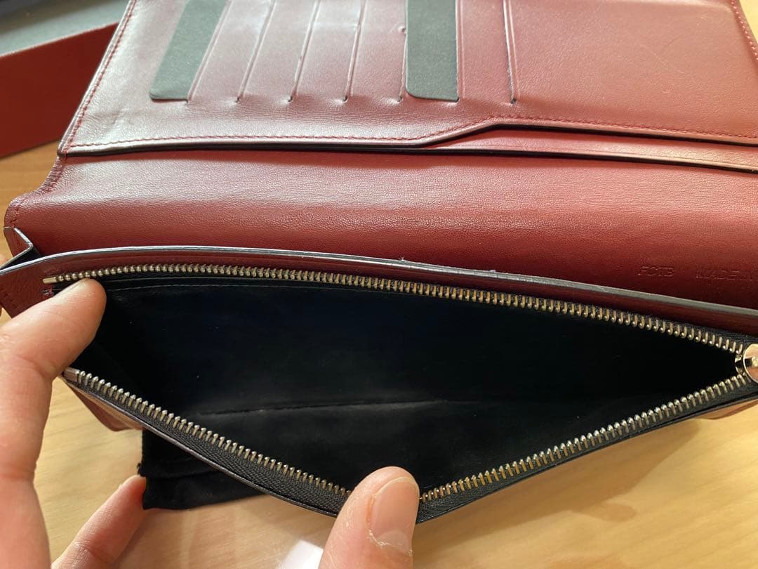 Cartier カルティエ　希少 二つ折り 長財布 ブラック 黒