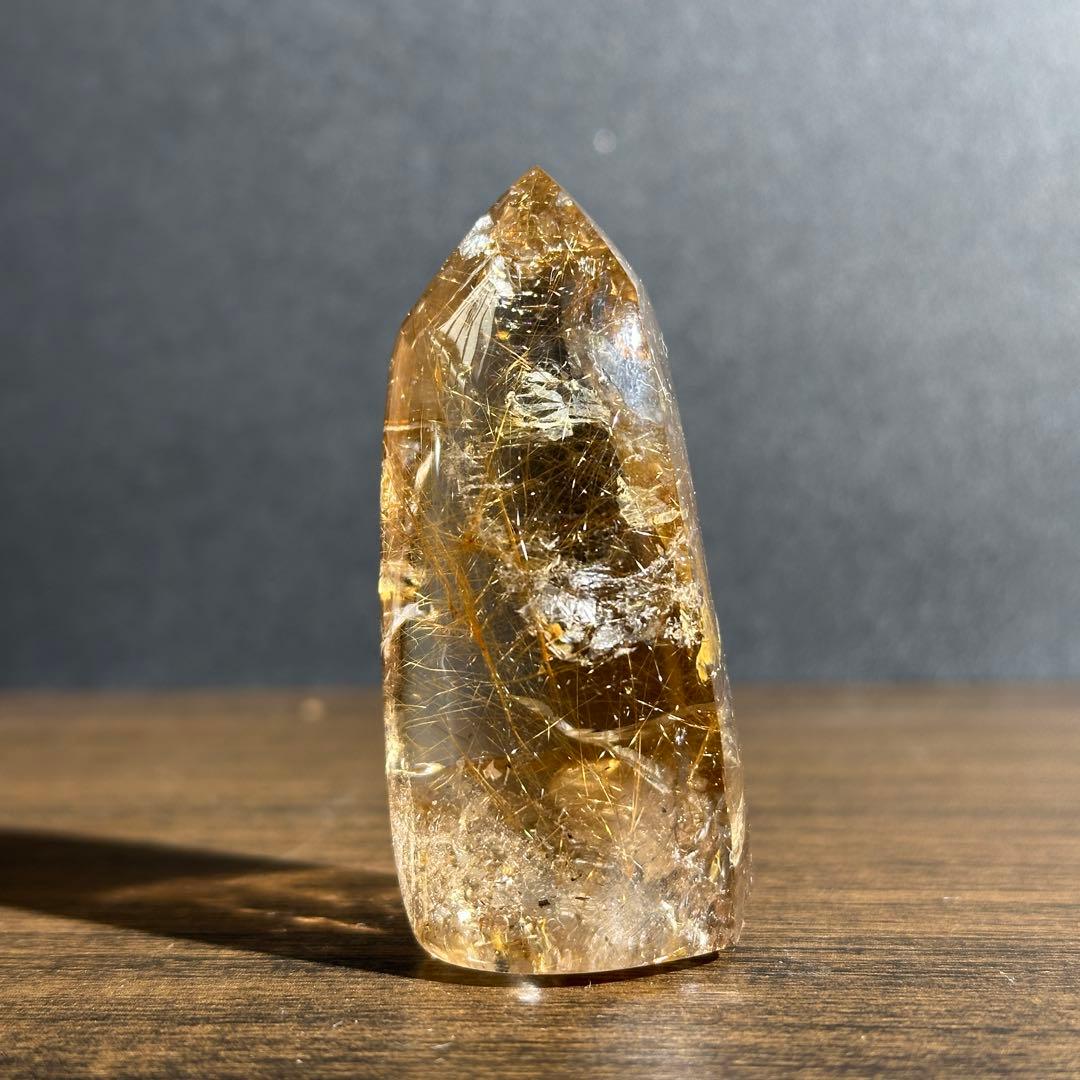 天然石ルチルクォーツのポイント　置物G.604