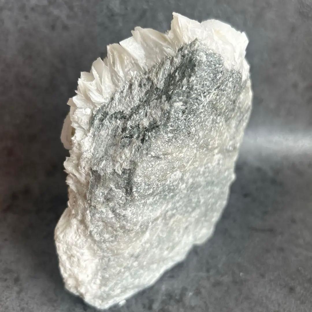 ホワイトローズカルサイト　白薔薇　カルサイト③