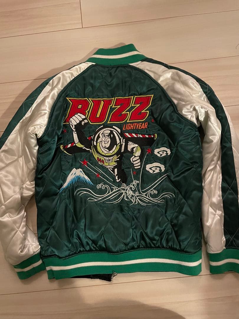 トイストーリースカジャン