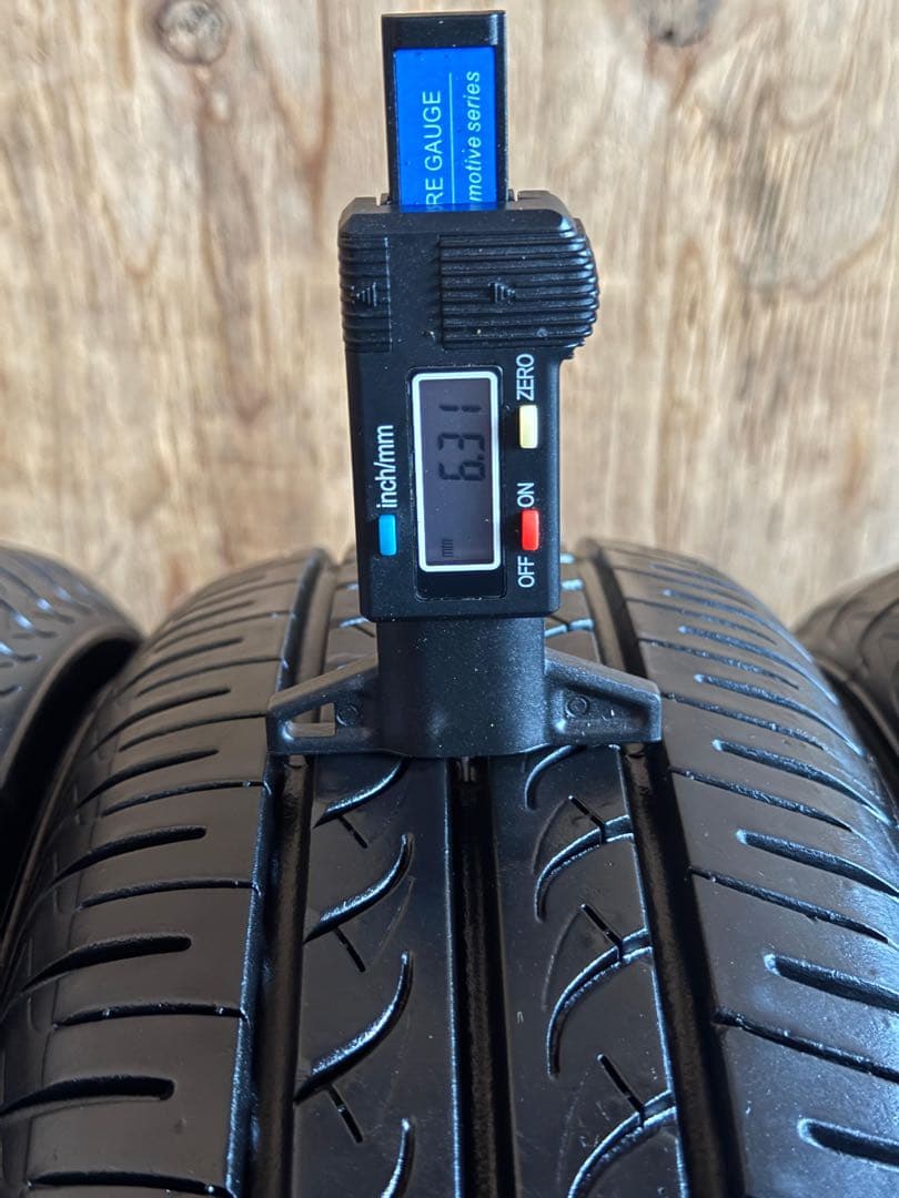 タイヤ・ホイール (587)155/65R14 YOKOHAMA BLUEARTH