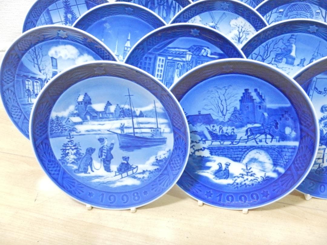 ロイヤルコペンハーゲン イヤープレート 1983年~2007年 計25枚セット