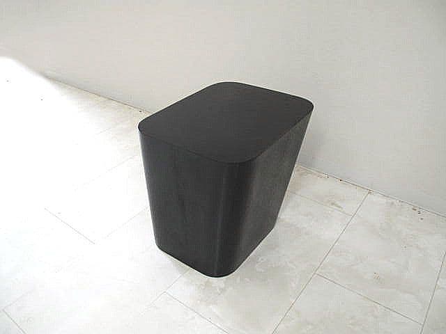 フランスベッド サイドテーブル スツール ブラック 　　モダン ミニマル 椅子