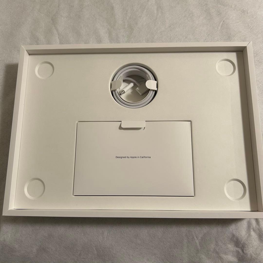 【付属品未使用・箱有】MacBook Air M2モデル 13インチ シルバー