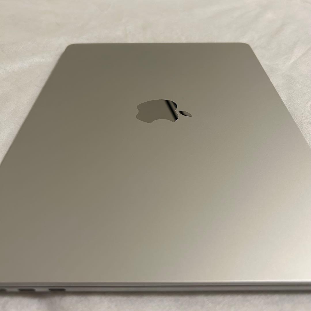 【付属品未使用・箱有】MacBook Air M2モデル 13インチ シルバー