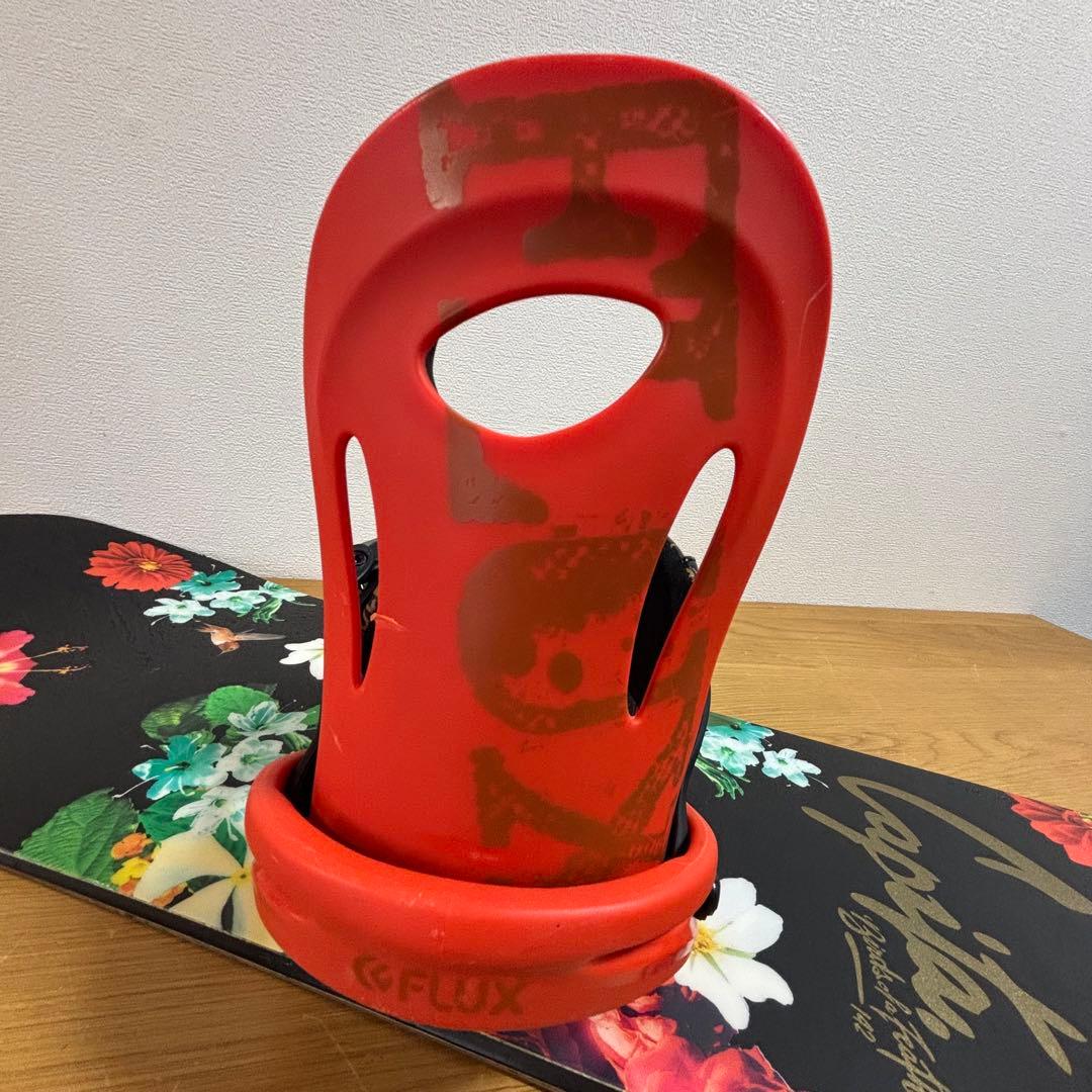 CAPITA ビンディング付　スノーボード レディース 板　142cm FLUX