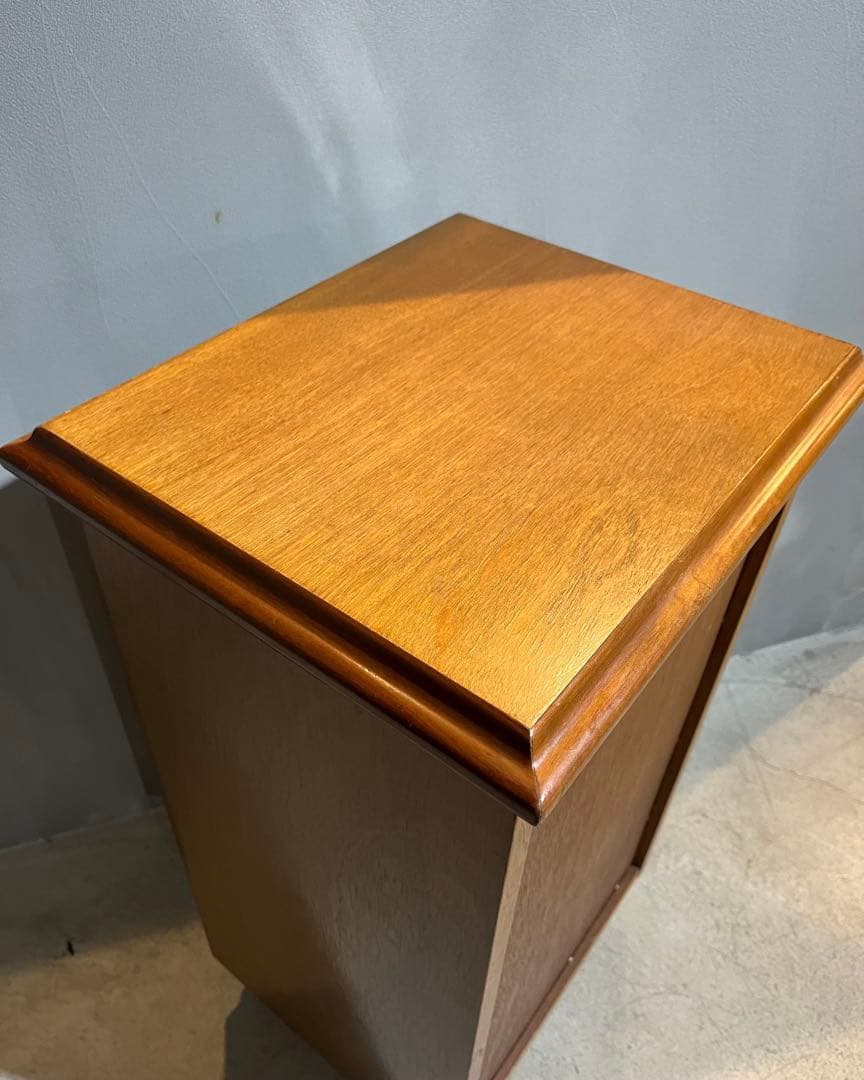 サイドチェスト　ヴィンテージ