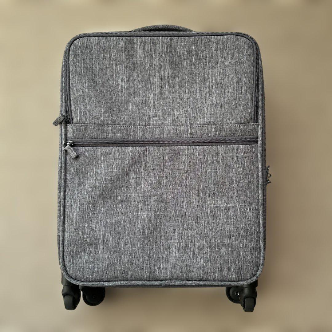 無印良品 スリムソフトキャリーケース Sサイズ360度回転ホイール（送料込み）