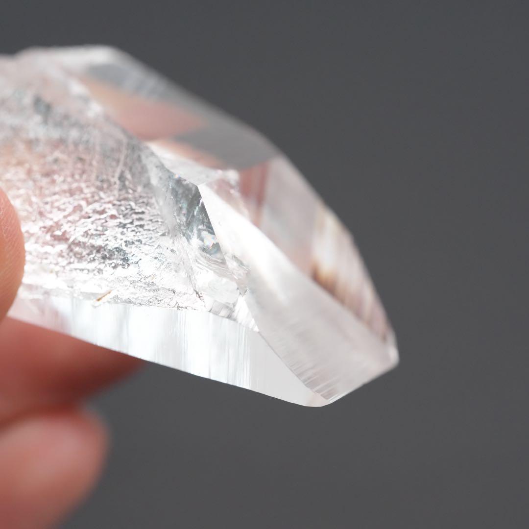 【抜群の透明感】【タビー】水晶 コロンビア産 68×36×24mm